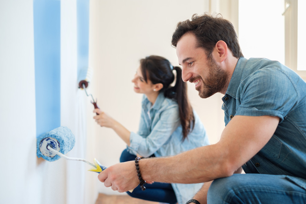 Painting an Indoor Room - Costello's Ace